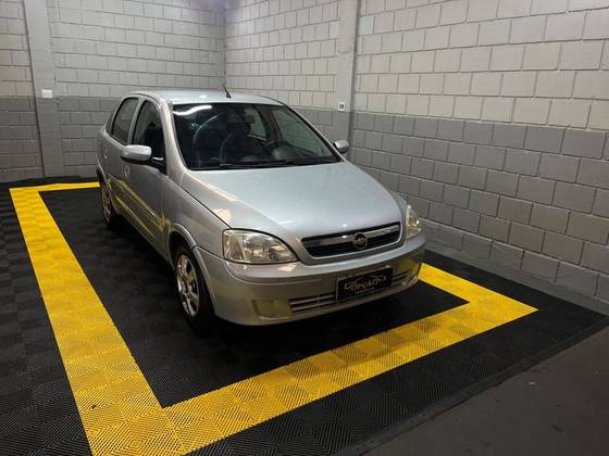 CHEVROLET CORSA 1.4 MPFI PREMIUM SEDAN 8V FLEX 4P MANUAL CHEVROLET CORSA 1.4 MPFI PREMIUM SEDAN 8V FLEX 4P MANUAL